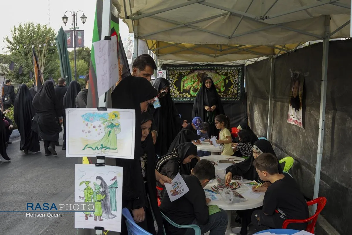 پیاده روی جاماندگان اربعین در تهران