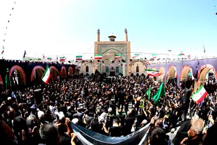 پیاده روی جاماندگان اربعین در کربلای ایران مشهد اردهال کاشان برگزار شد +تصاویر