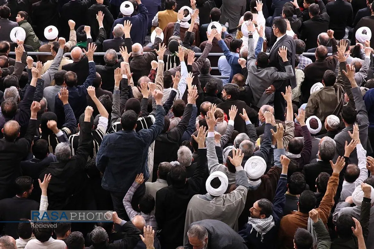 دیدار شرکت&zwnj;کنندگان در مسابقات بین&zwnj;المللی قرآن با رهبر معظم انقلاب