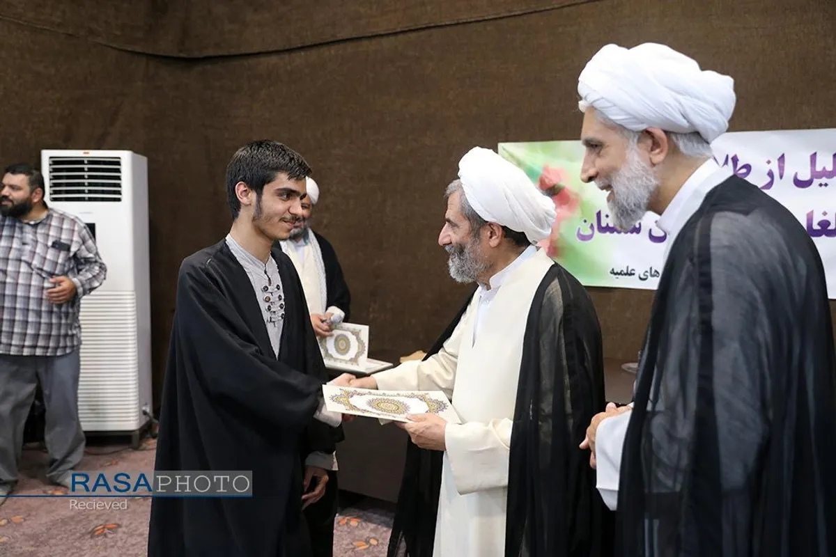 سفر حجت الاسلام والمسلمین رحیمیان مسئول دبیرخانه شورای عالی حوزه&zwnj;های علمیه به استان سمنان-۲