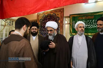 جشن&zwnj;های عمامه&zwnj;گذاری طلاب حوزه علمیه قم در بیوت مراجع تقلید و  علما