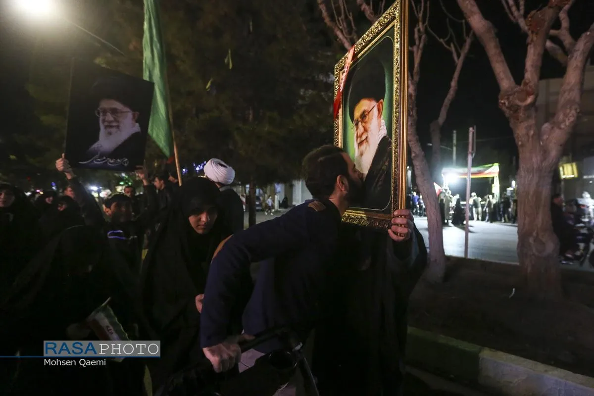 خروش انتقامی مردم قم در شب عزاداری شهادت امام خامنه&zwnj;ای (قدس&zwnj;سره)