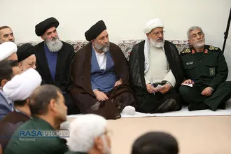 دیدار اعضای ستاد برگزاری کنگره&zwnj; بین&zwnj;المللی شهدای مقاومت و مدافع حرم با رهبر معظم انقلاب