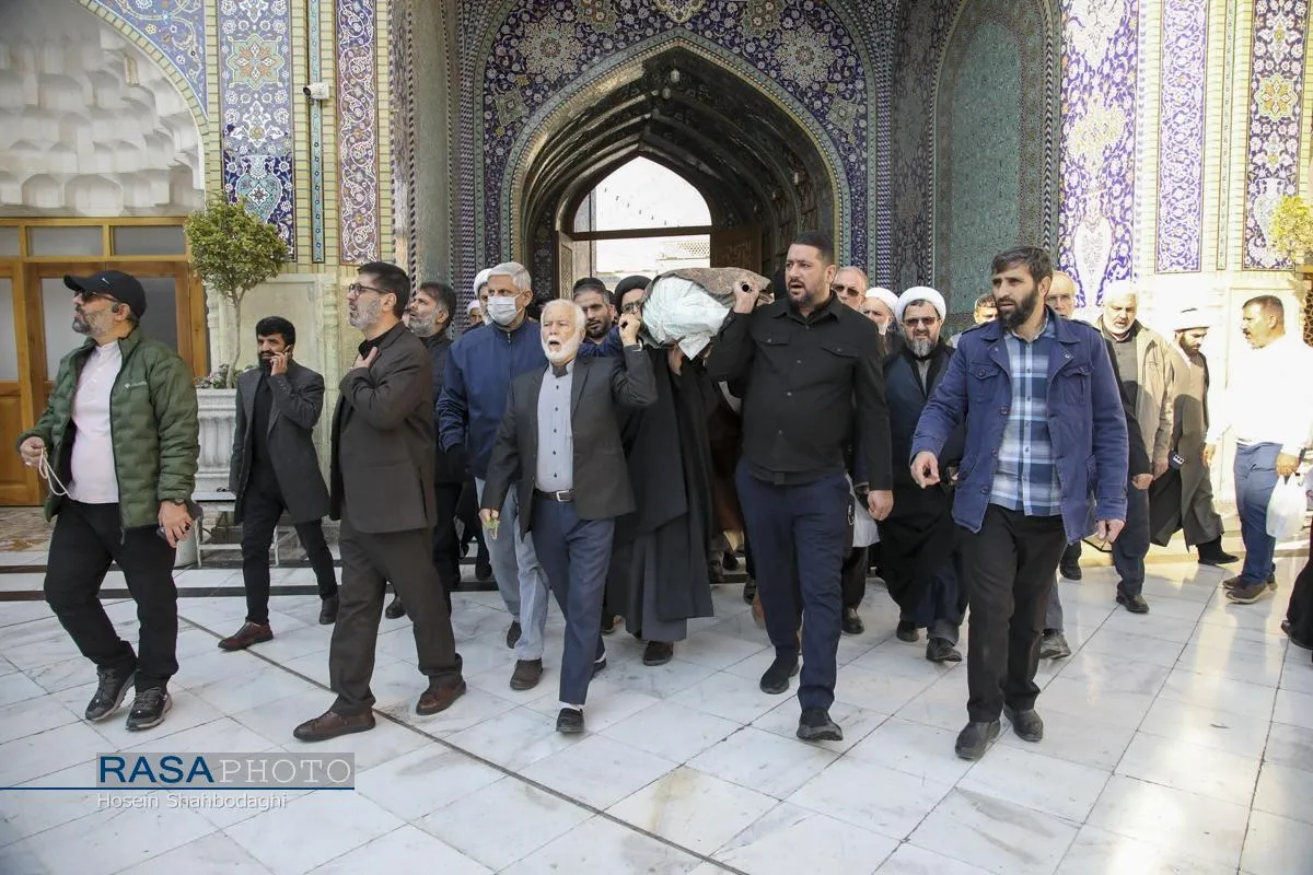 مراسم تشییع و خاکسپاری ابوالشهید حاج&zwnj;آقا عبدالله طائب