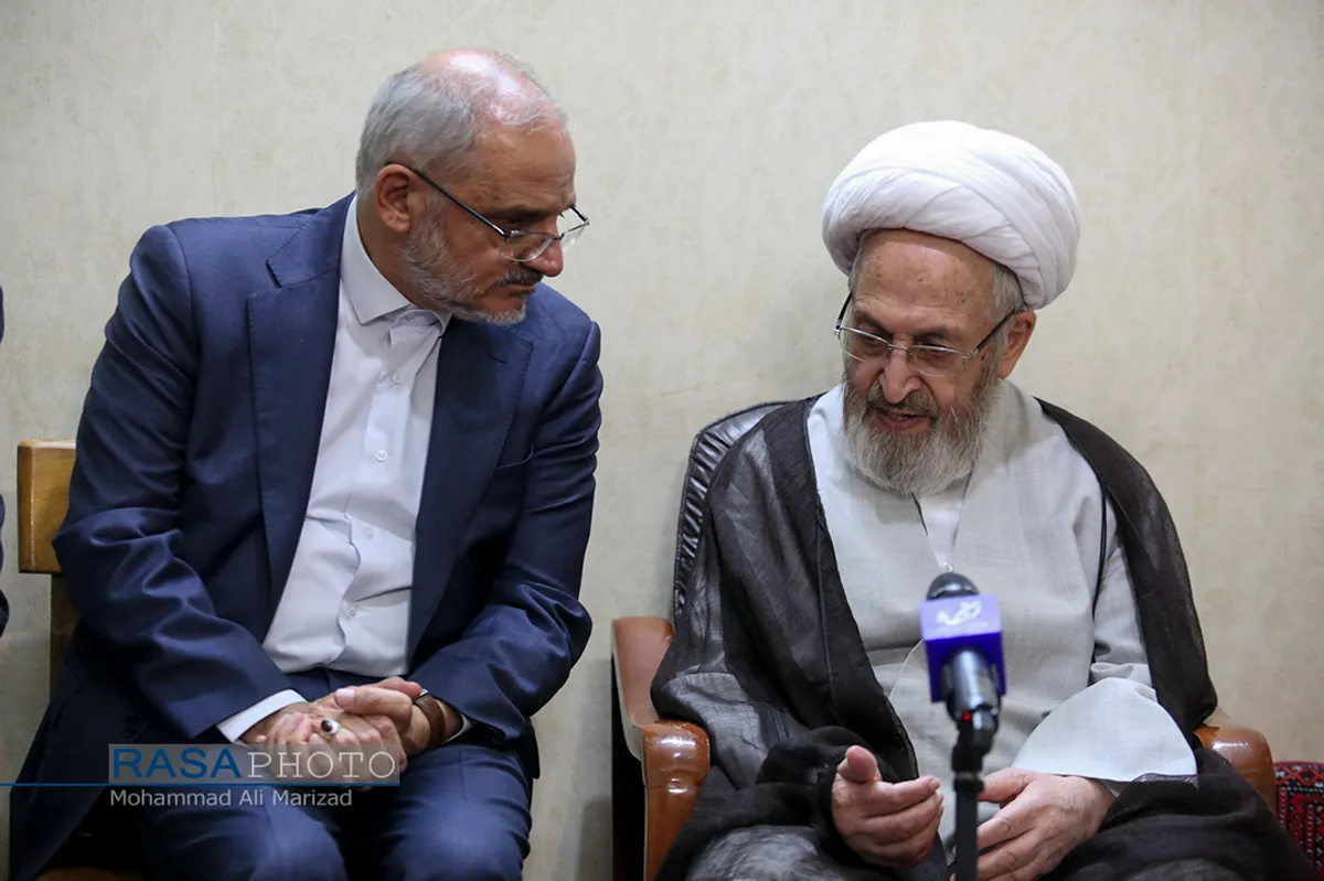 دیدار محسن حاجی میرزایی وزیر جدید آموزش و پرورش با حضرت آیت الله مکارم شیرازی