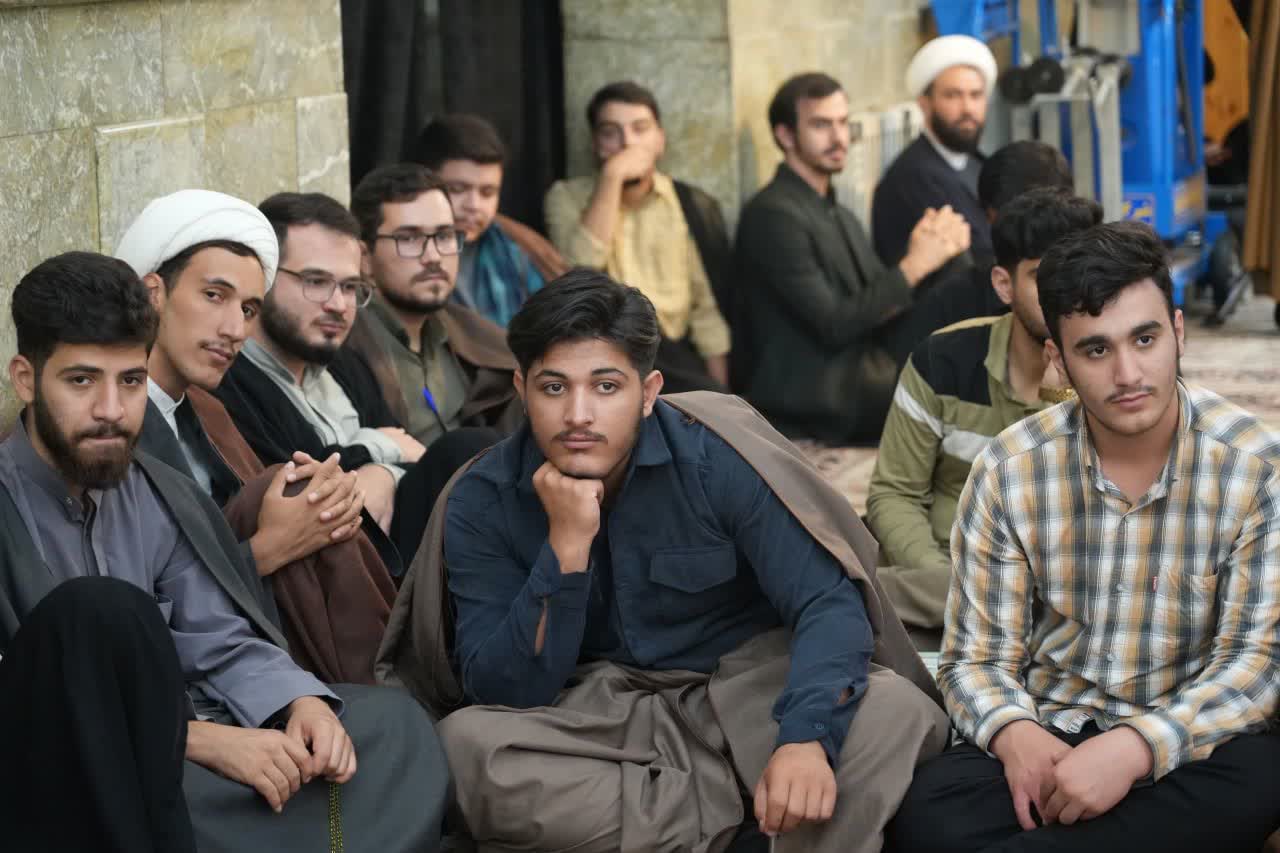 سال تحصیلی حوزه علمیه بناب با حضور آیت الله عاملی آغاز شد+ تصاویر سال تحصیلی حوزه علمیه بناب با حضور آیت الله عاملی آغاز شد+ تصاویر