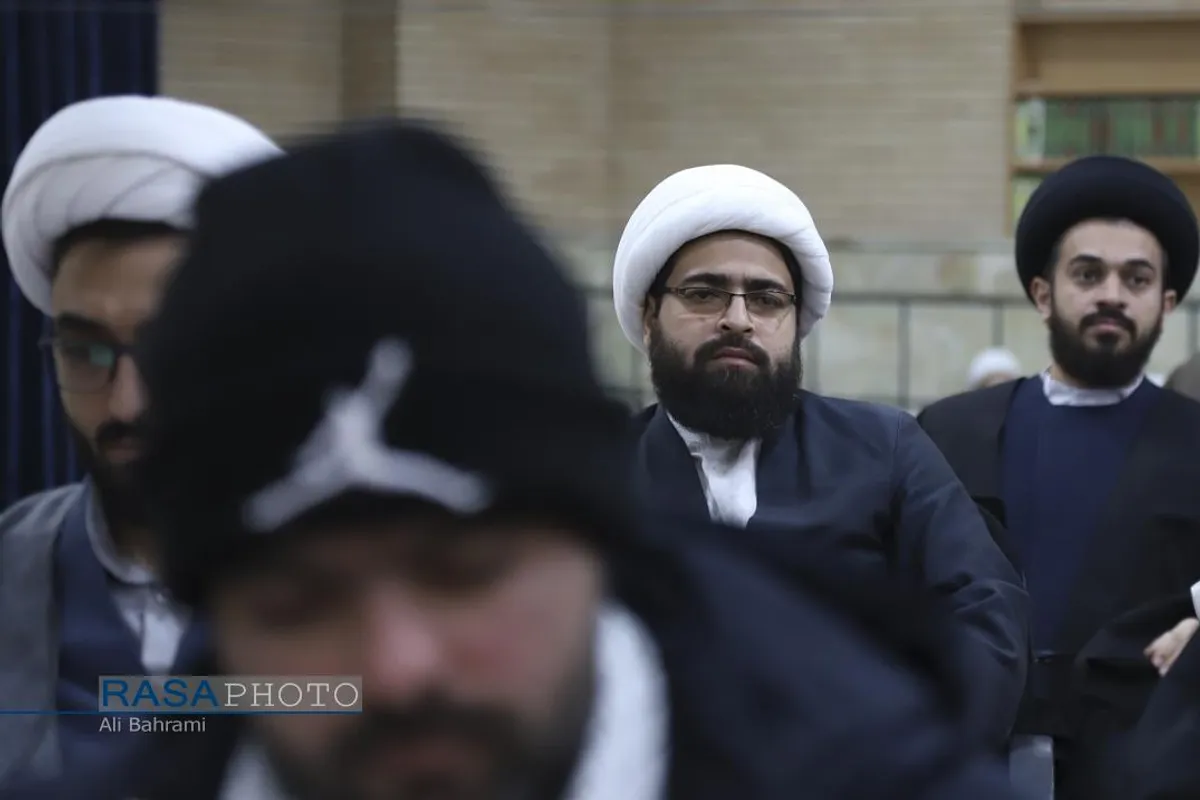تجلیل از جانبازان و مدافعان حرم مرکز فقهی ائمه اطهار