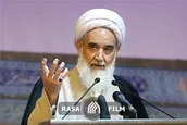 ابعاد شخصیت حاج قاسم سلیمانی به نسل جدید کشور معرفی شود