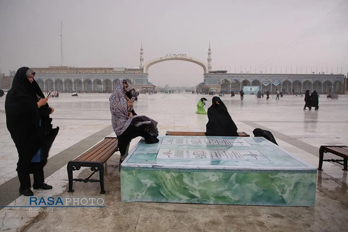 مراسم قرائت دعای عرفه امام حسین (ع) در مسجد جمکران