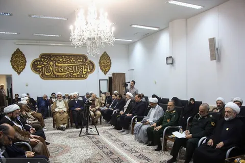 گزارشی از اولین نشست ستاد ملی دهه کرامت درسال ۱۴۰۴ در حرم بانوی کرامت