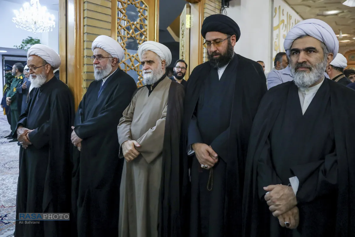 مراسم بزرگداشت چهلم تشییع و تدفین &laquo;آقای شهید ایران&raquo; در قم
