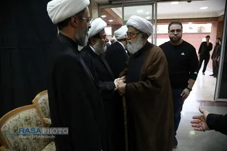حضور شخصیت&zwnj;های حوزوی و گروه&zwnj;های مردم در دفتر حزب الله لبنان در قم