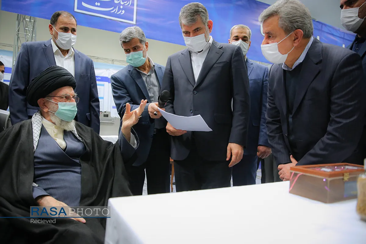 بازدید مقام معظم رهبری از نمایشگاه توانمندی&zwnj;های صنعتی
