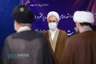نشست صمیمی نخبگان و استعداد&zwnj;های برترحوزوی با آیت الله اعرافی
