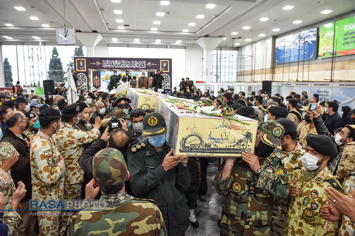 آیین استقبال از پیکر ۹ شهید دوران دفاع مقدس در شیراز&lrm;&lrm;