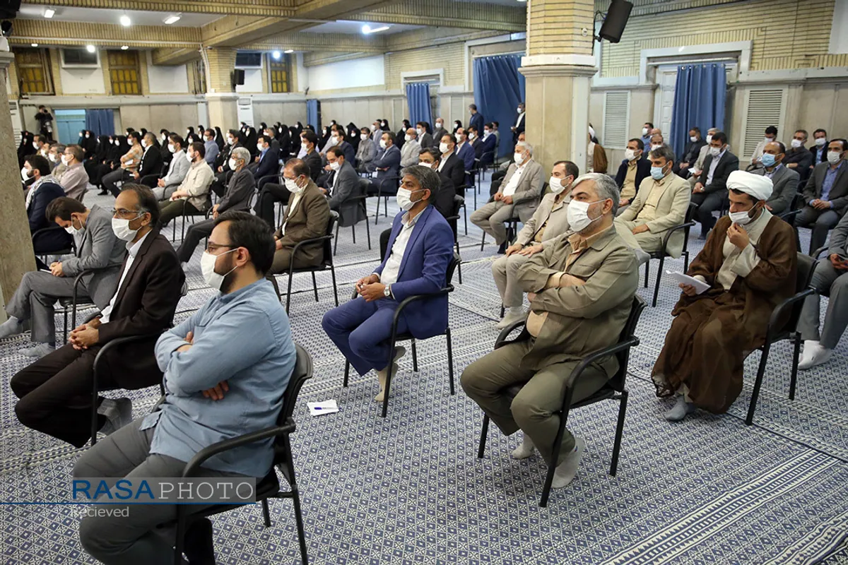 دیدار جمعی از معلمان با مقام معظم رهبری