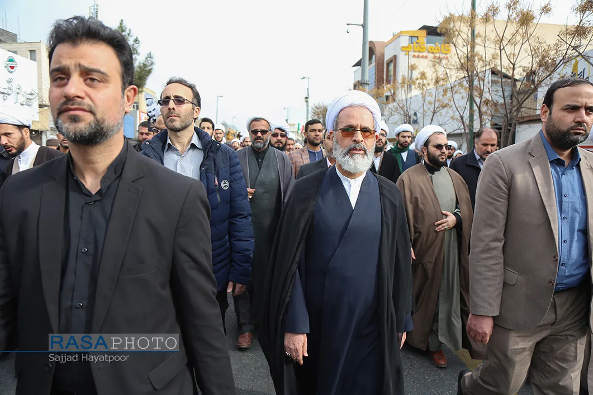 راهپیمایی خودجوش طلاب و بسیجیان قم در پی شهادت حاج قاسم سلیمانی