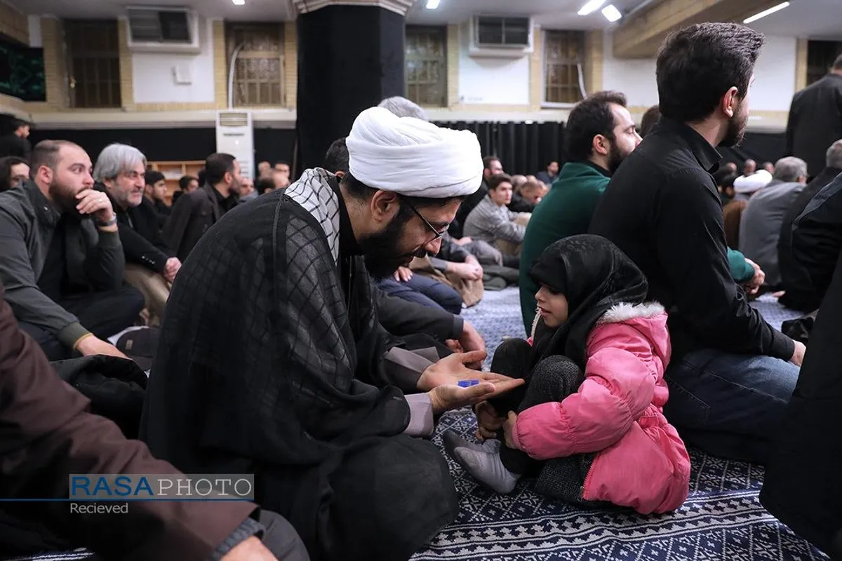 دومین شب مراسم عزاداری شهادت حضرت زهرا (سلام&zwnj;الله&zwnj;علیها) با حضور رهبر انقلاب