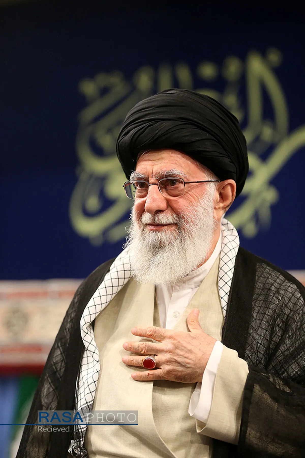 دیدار هزاران نفر از فرماندهان سپاه پاسداران انقلاب اسلامی با حضرت آیت الله خامنه ای فرمانده کل قوا