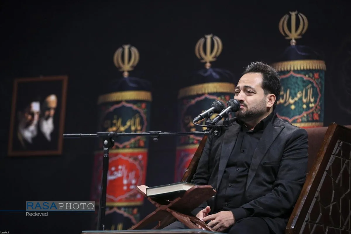 دومین شب مراسم عزاداری حضرت اباعبدالله الحسین (ع) از طرف رهبر انقلاب