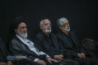 دومین روز مجلس یادبود رهبر شهید انقلاب اسلامی و شهدای خانوادهٔ امام شهید
