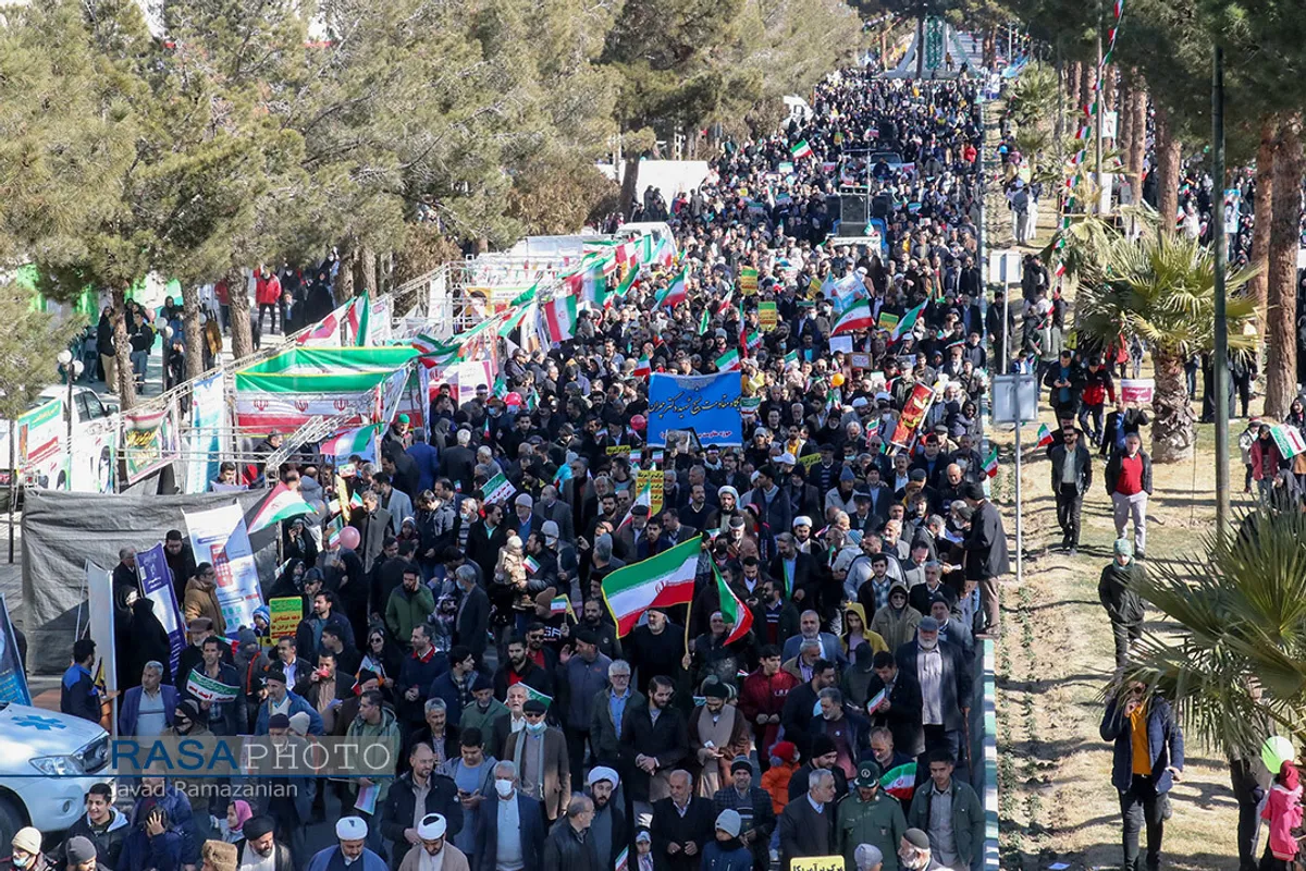 منتخب عکس&zwnj;های رسا از راهپیمایی به یادماندنی ۲۲ بهمن ۱۴۰۱