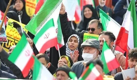 راهپیمایی ۲۲ بهمن؛ نمایش وحدت ملی و اقتدار ایمانی ملت