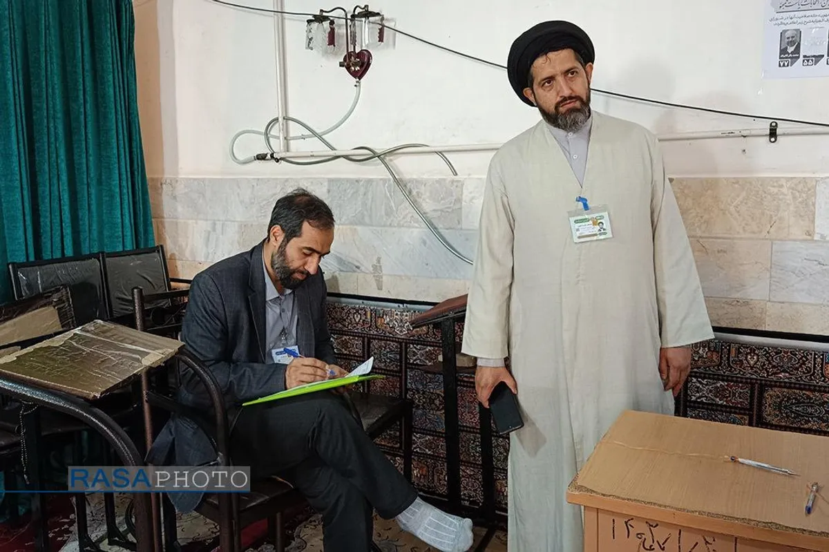 یک روز پر تلاش مسئولان شعبه اخذ رای