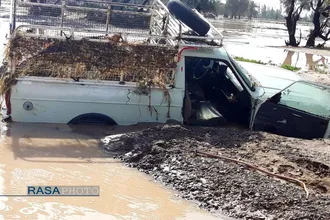 فعالیت&zwnj;های جهادی طلاب در منطقه سیل زده کرمان