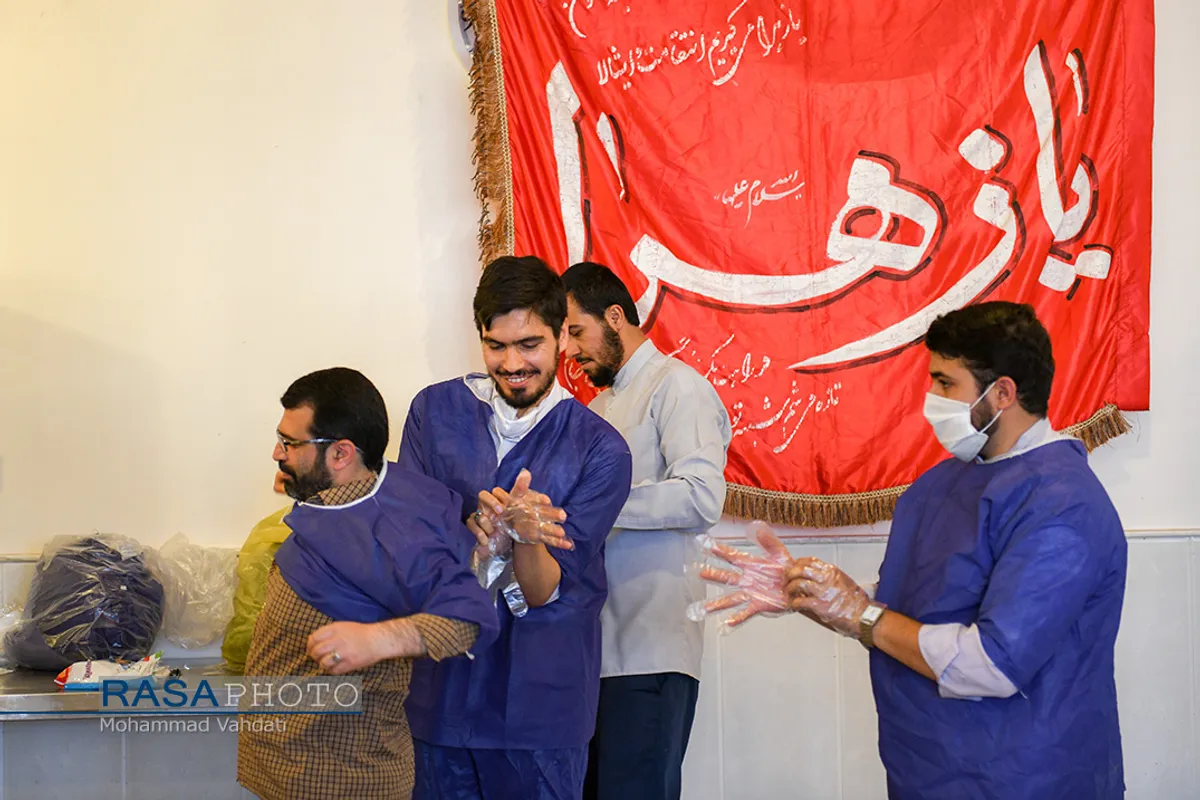گزارش تصویری | سفره افطاری حضرت صاحب العصر (عج)