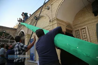 اهتزاز خیمه عزای حضرت ابا&zwnj;عبد&zwnj;الله&zwnj;الحسین (علیه السلام) در حرم امام زاده موسی مبقع قم در آستانه محرم