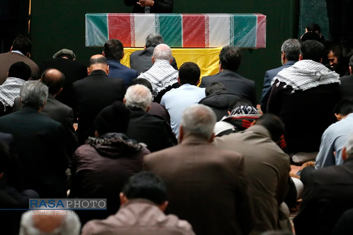 مراسم تشییع دو شهید گمنام دفاع مقدس&lrm; در تهران