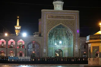 مراسم خطبه خوانی شب عاشورا در حرم مطهر رضوی&lrm;
