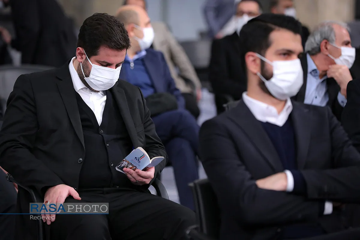 دیدار تولیدکنندگان و فعالان اقتصادی با مقام معظم رهبری