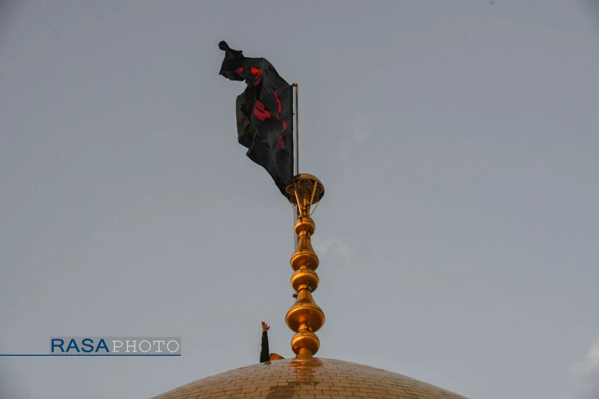 مراسم تعویض پرچم حرم حضرت معصومه (سلام الله علیها) در شب اول محرم ۱۴۴۴