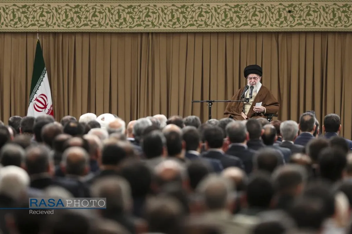 دیدار تولیدکنندگان و فعالان اقتصادی بخش خصوصی با رهبر انقلاب
