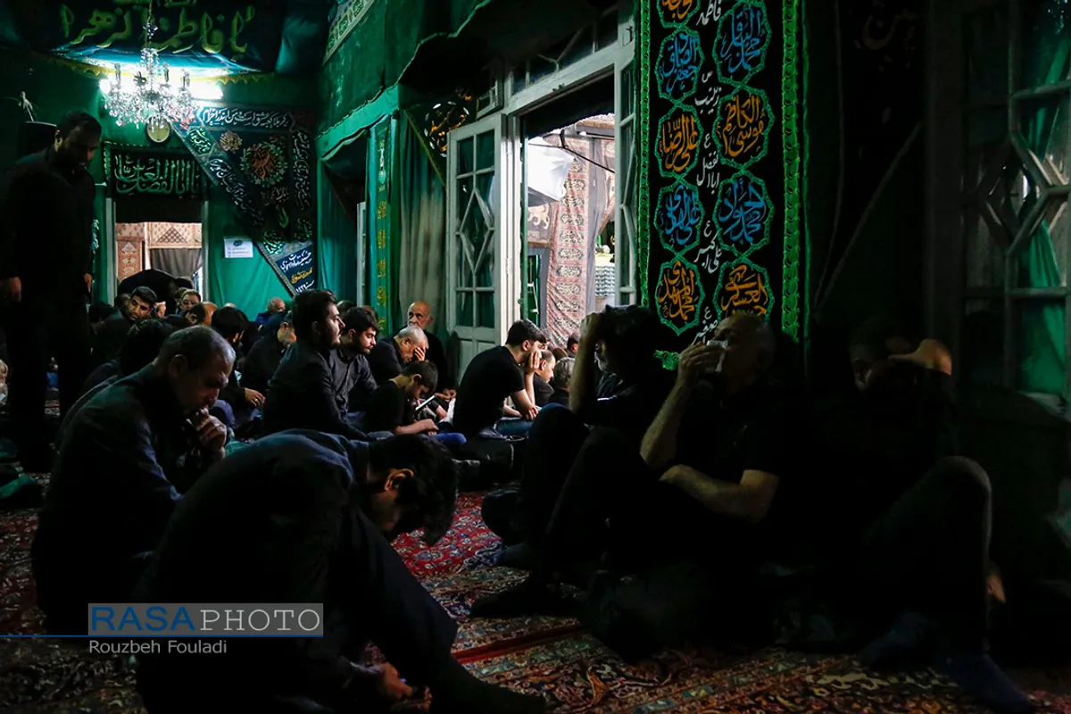 عزاداری حضرت اباعبد الله الحسین (علیه السلام) در حسینیه سادات اخوی