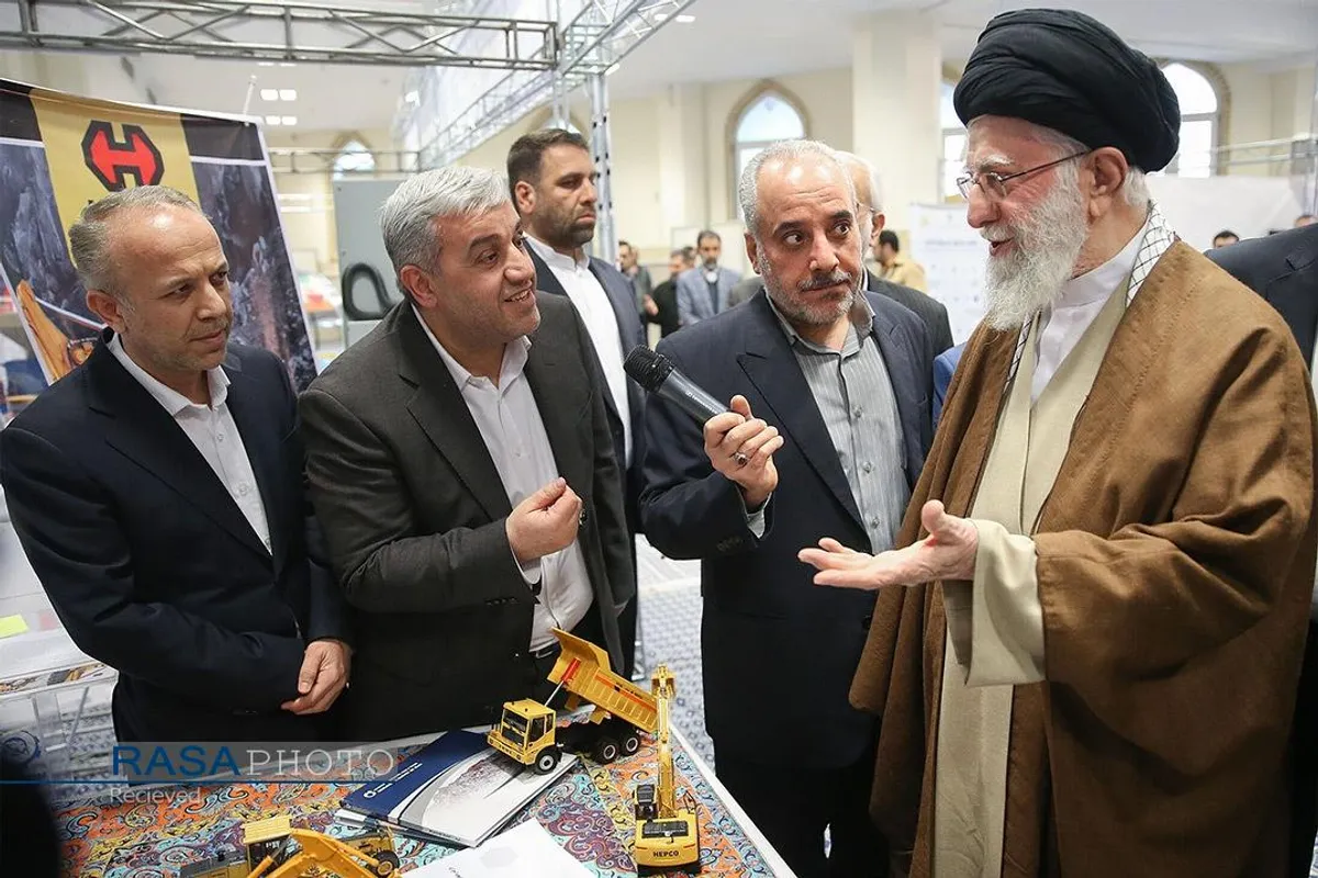 بازدید مقام معظم رهبری از نمایشگاه توانمندی&zwnj;های تولید داخلی