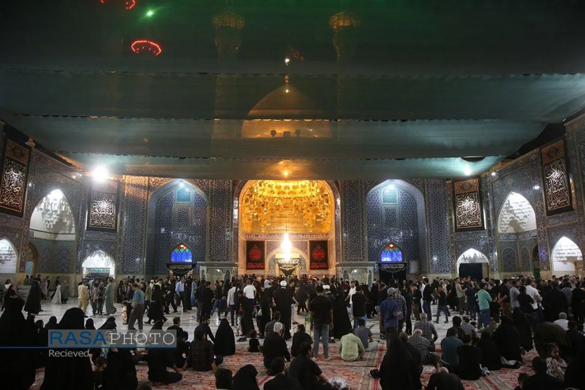 عزاداری شب شهادت امام رئوف (ع) در حرم کریمه اهلبیت (ع)