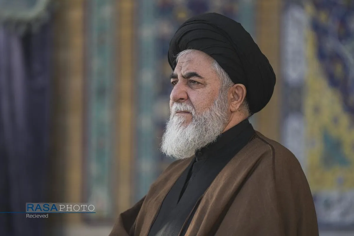 آئین تعویض پرچم مسجد مقدس جمکران در پی شهادت حضرت آیت&zwnj;الله&zwnj;العظمی خامنه&zwnj;ای (قدس&zwnj;سره)