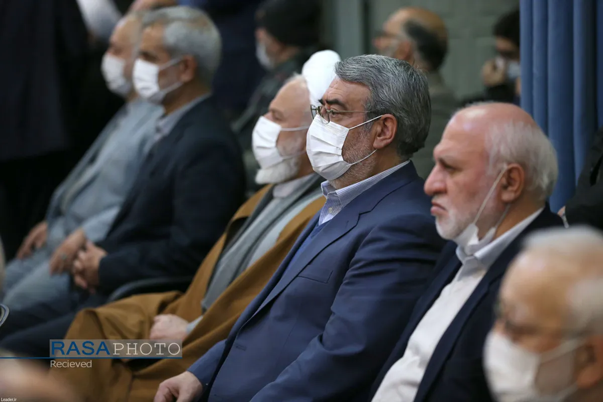 دیدار مسئولان نظام و سفرای کشورهای اسلامی با رهبر انقلاب