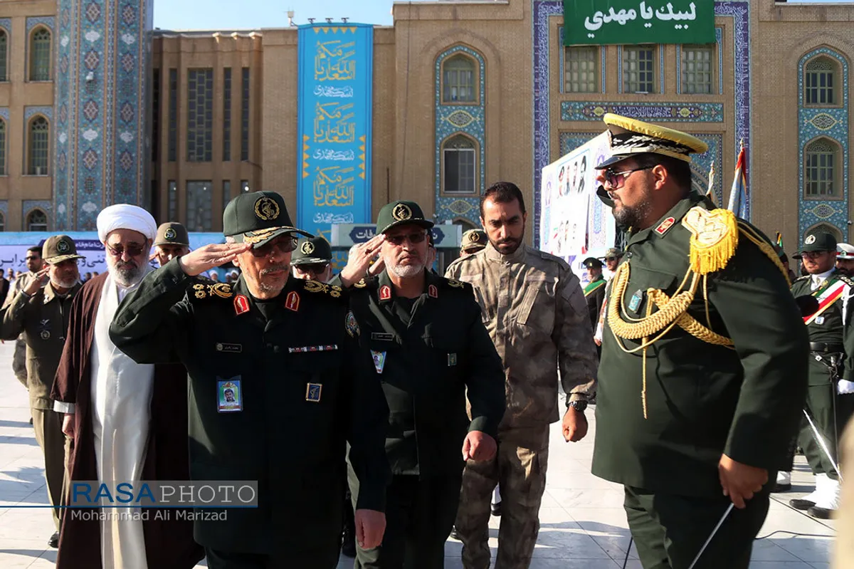 صبحگاه مشترک نیرو&zwnj;های مصلح با عنوان بیعت با امام زمان (عج) با حضور سردار باقری فرمانده کل نیرو&zwnj;های مصلح و حجت الاسلام والمسلمین رحیمیان