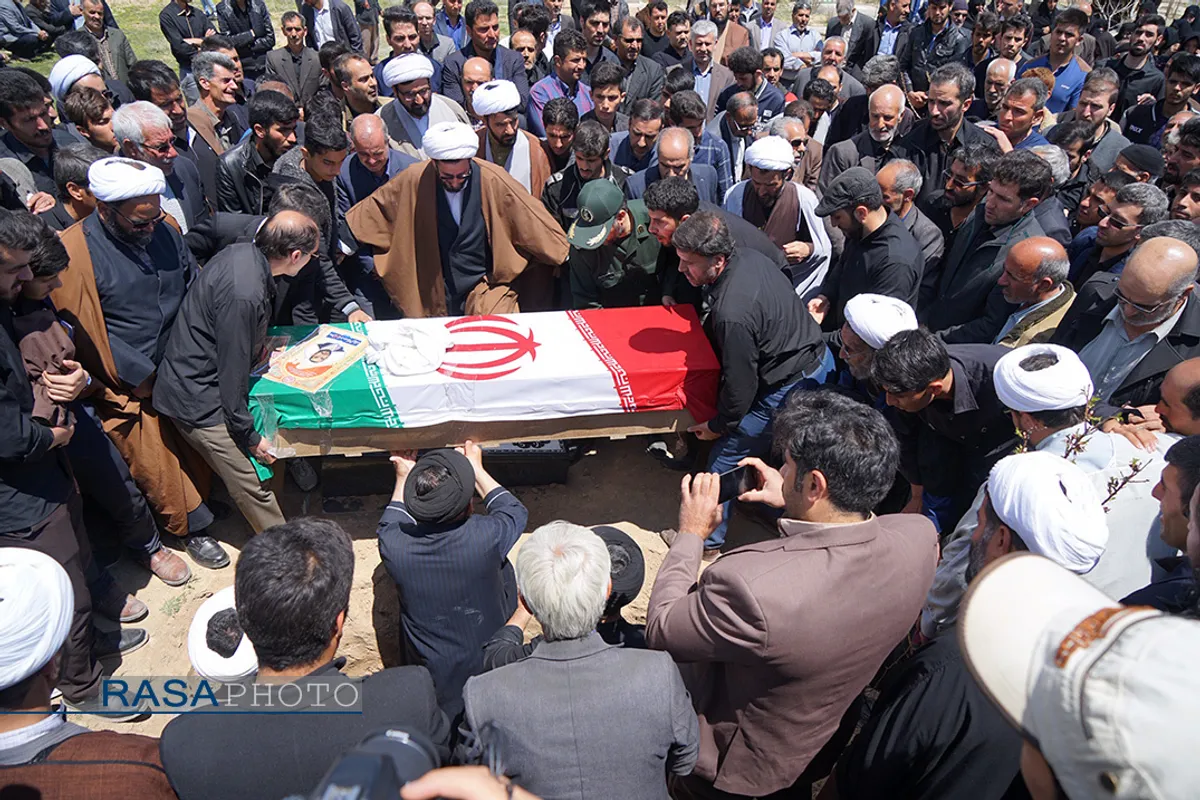 تشییع با شکوه طلبه شهید حجت الاسلام قاسمی در همدان