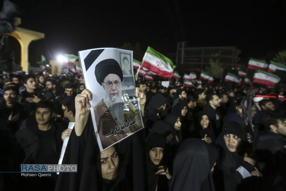 خروش انتقامی مردم قم در شب عزاداری شهادت امام خامنه&zwnj;ای (قدس&zwnj;سره)