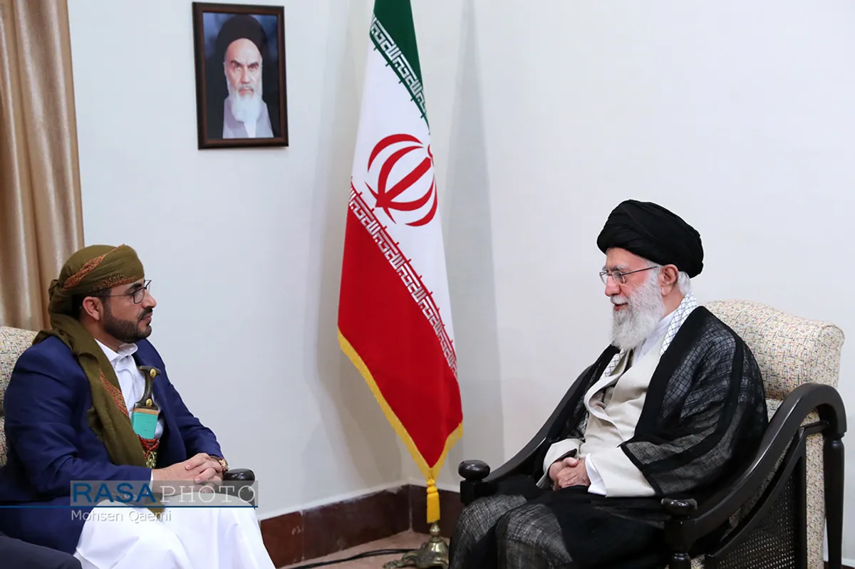 دیدار سخنگوی جنبش انصارالله یمن و هیئت همراه با مقام معظم رهبری