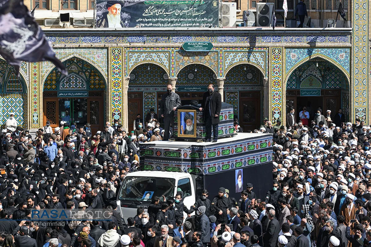 تشییع پیکر آیت الله علوی گرگانی در قم