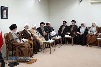 دیدار دست&zwnj;اندرکاران کنگره بزرگداشت شهدای روحانی با رهبر انقلاب