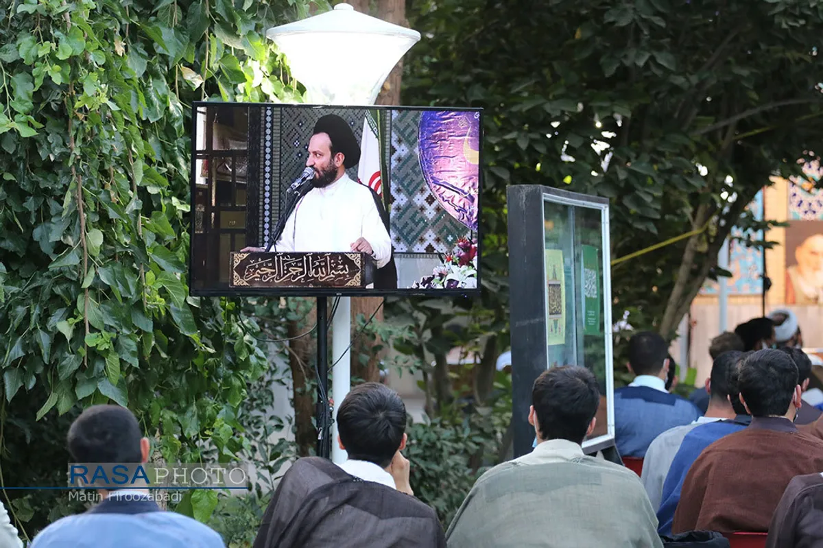 جشن عمامه گذاری طلاب حوزه علمیه اصفهان در شب عید غدیر