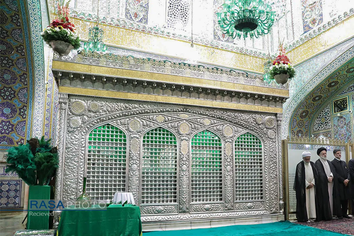 آئین غبارروبی ضریح مطهر حضرت امام رضا (علیه السلام) با حضور مراجع