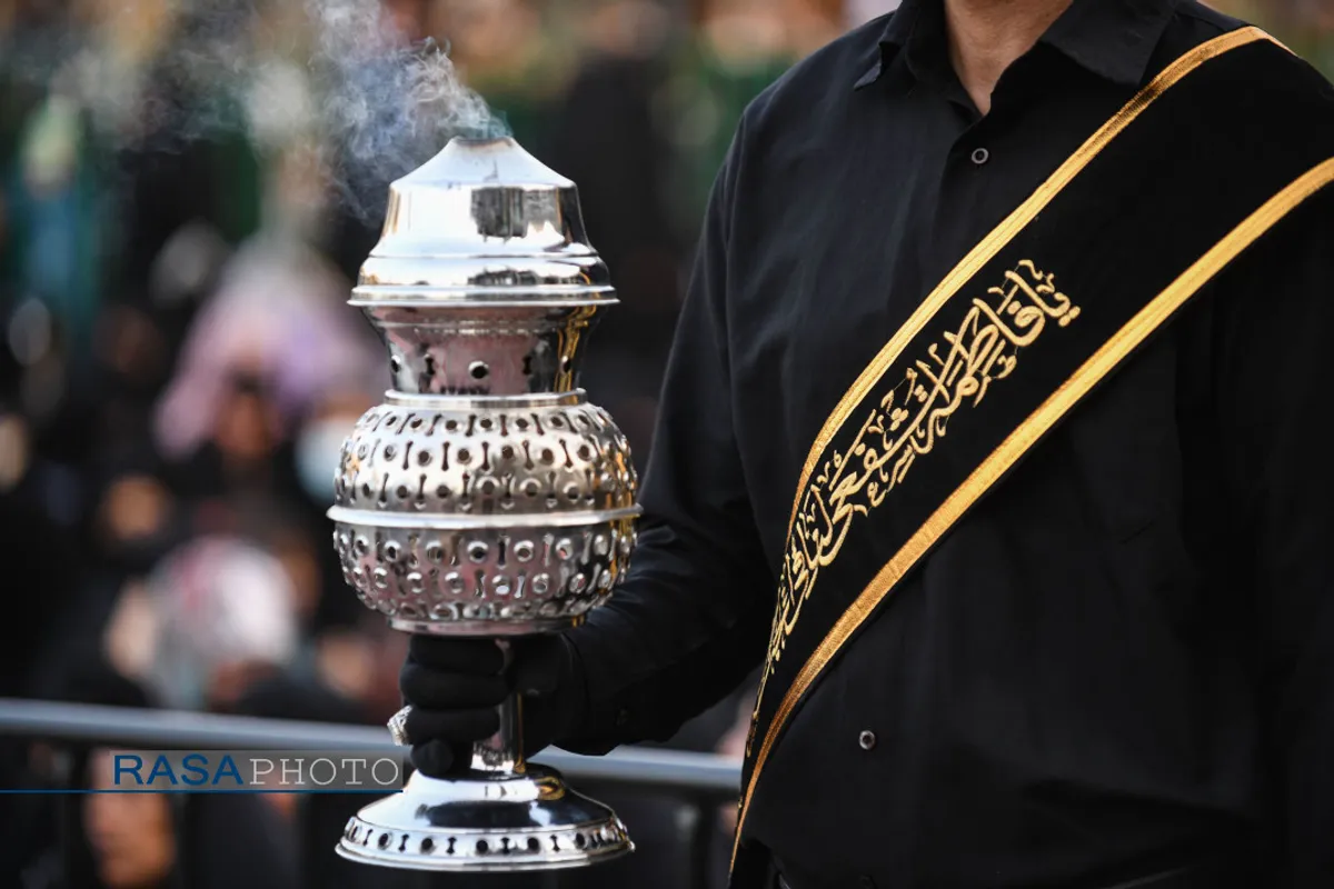 مراسم تعویض پرچم حرم حضرت معصومه (سلام الله علیها) در شب اول محرم ۱۴۴۴